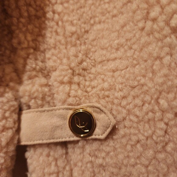Koolaburra by UGG Shacket 1X Blush Faux Sherpa with Button Off Hood Poly. Lining - Picture 14 of 16